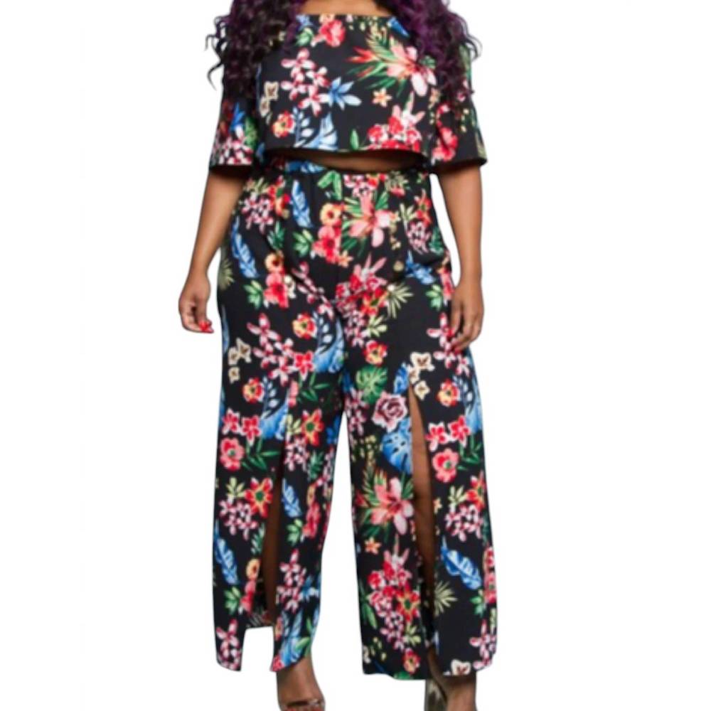 NEW QUUM top and pant set with splits in black multi